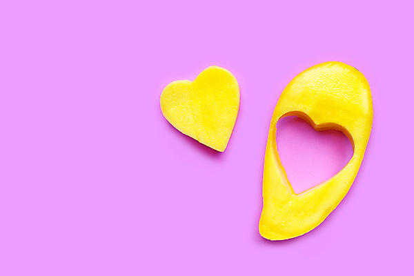 포토 JPG 해외이미지 단면 실내 사람없음 하트 구멍 열대과일 망고 분홍색배경 해외포토 모양 분홍색 백그라운드 과일 내부 파일형식 이미지허브