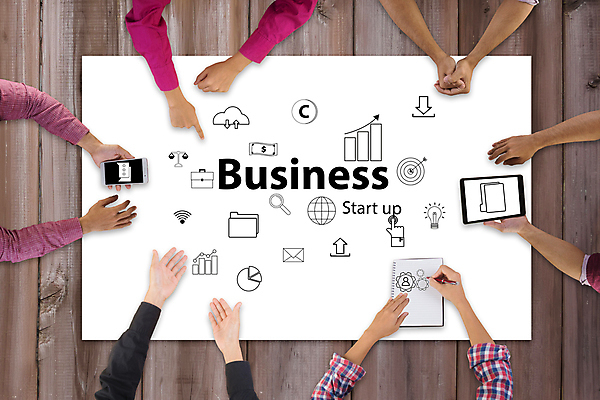 포토 JPG 해외이미지 아이콘 직업 인터넷 비즈니스 사업가 통신 회의 아이디어 안테나 사람 사람없음 그래픽 단어 스마트폰 사무실 알약 디지털 작업 비즈니스우먼 네트워크 계획 연결 토론 고객 심볼 분석 시작 온라인 브레인스토밍 해외포토 문자 여자 컨셉 핸드폰 스마트기기 약 직장인 파일형식 이미지허브