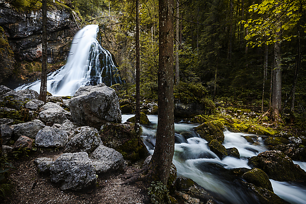 포토 JPG 해외이미지 계절 공원 여행 잎 모션 자연 벽지 산 이끼 풍경 사람없음 야외 초록색 물 폭포 흐름 가을 개울 오스트리아 숲 알프스 장노출 내추럴 삼림지대 웅장함 인기 잘츠부르크 해외포토 자연요소 식물 공공시설 유럽 컬러 컨셉 촬영기법 강 생태계 파일형식 이미지허브