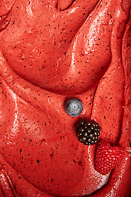 포토 JPG 해외이미지 음식 백그라운드 아이스크림 디저트 사람없음 가로 갈색 초콜릿 보라색 냉동 얼음 소용돌이 달콤 맛 크림 상쾌 질감 코코아 프리미엄 해외포토 자연요소 감정 음료 컬러 컨셉 회오리 파일형식 이미지허브