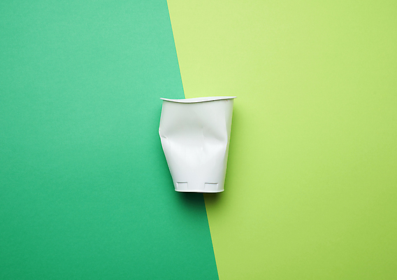 포토 JPG 해외이미지 실내 사람없음 하이앵글 환경오염 쓰레기 종이컵 일회용 구김 초록배경 해외포토 뷰포인트 백그라운드 컨셉 모션 내부 컵 초록색 파일형식 이미지허브