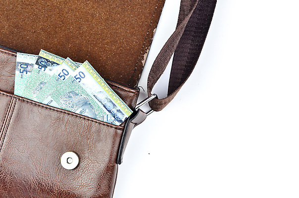 포토 JPG 해외이미지 1 종이 백그라운드 컨셉 지폐 돈 비즈니스 성공 동양인 사람없음 금융 경제 쇼핑 컬러풀 숫자 쌓기 달러 검은색 쪽지 저축 흰색 지갑 시장 재산 떨어짐 구매 위험 가죽 가득함 심볼 오브젝트 투자 말레이시아 계산서 고립 많음 해외포토 문자 아시아 컬러 모션 인종 파일형식 이미지허브