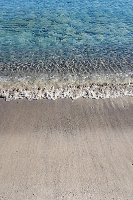 포토 JPG 해외이미지 구름 디자인 계절 모래 파도 바다 섬 여행 백그라운드 자연 벽지 하늘 휴가 휴식 풍경 사람없음 야외 물 여름 파란색 햇빛 태양 맑음 만 뜨거움 떨어짐 휴양지 내추럴 파라다이스 수평선 해외포토 자연요소 컬러 컨셉 날씨 장소 생태계 파일형식 이미지허브