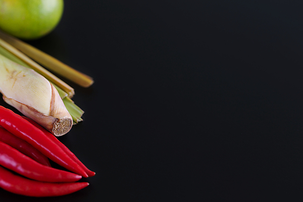 포토 JPG 해외이미지 전통 백그라운드 잎 채소 재료 태국 고추 사람없음 검은색 수프 레몬 허브 향신료 유기농 라임 레시피 해외포토 식물 웰빙 아시아 컬러 과일 향미료 파일형식 이미지허브