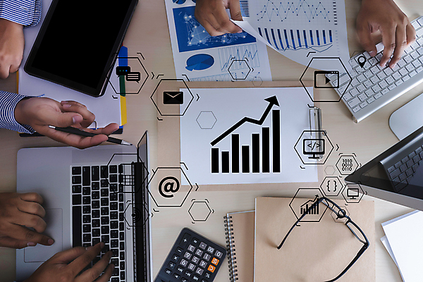 포토 JPG 해외이미지 아이콘 여자 교육 남자 컨셉 인터넷 비즈니스 통신 성공 설계 주택 아이디어 사람 사람없음 노트북 컴퓨터 글로벌 사무실 디지털 업무 작업 네트워크 그룹 시장 목표 계획 심볼 책상 분석 검색 상업 나눔 온라인 승진 마케팅 소프트웨어 브랜딩 브레인스토밍 해외포토 가구 건물 전자제품 파일형식 이미지허브