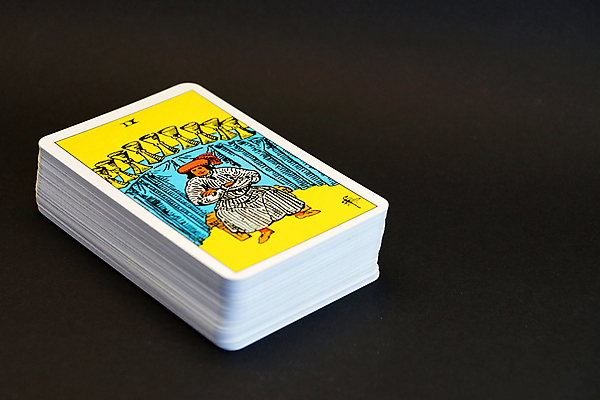 포토 JPG 해외이미지 실루엣 백그라운드 미래 사람없음 독서 어둠 신용카드 행운 재산 야간 예측 신비 갑판 심볼 점성술 팩 마법 미신 초능력 해외포토 자연요소 컨셉 배_교통 촬영기법 금융 화장품 파일형식 이미지허브