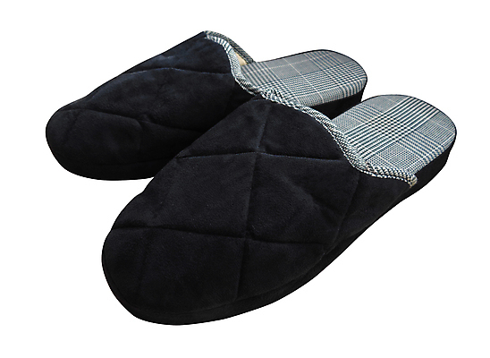 포토 JPG 해외이미지 전통 디자인 클리핑패스 백그라운드 신발 2 겨울 슬리퍼 주택 따뜻함 사람없음 유행 검은색 흰색 직물 쌍 오브젝트 양모 고립 스타일 해외포토 계절 컬러 건물 파일형식 이미지허브