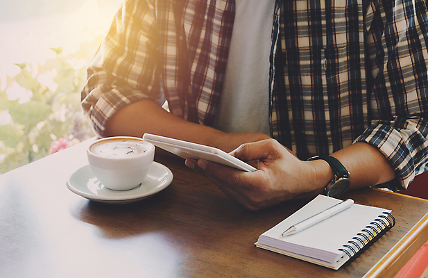 포토 JPG 해외이미지 전통 라이프스타일 디자인 남자 커피 음료 음식 백그라운드 비즈니스 탁자 콩 주택 사람 사람없음 장식 컵 갈색 우주 상점 검은색 어둠 침묵 거품 카페 머그컵 수확 흰색 시골 신선 업무 뜨거움 닫기 아침식사 정상 질감 복고 아로마 자루 에스프레소 내추럴 라떼 옛날 카페인 스타일 해외포토 식기 컬러 가구 농업 모션 곡류 건물 생활 식사 소리 작업 파일형식 이미지허브