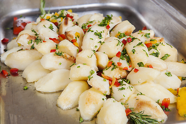 포토 JPG 해외이미지 음식 채소 감자 쟁반 파슬리 요리 사람없음 빨간색 쌓기 식당 식사 흰색 뜨거움 고급 수집 묘사 슬라이스 후추 뷔페 삶기 해외포토 컬러 컨셉 모션 상점 향신료 파일형식 이미지허브