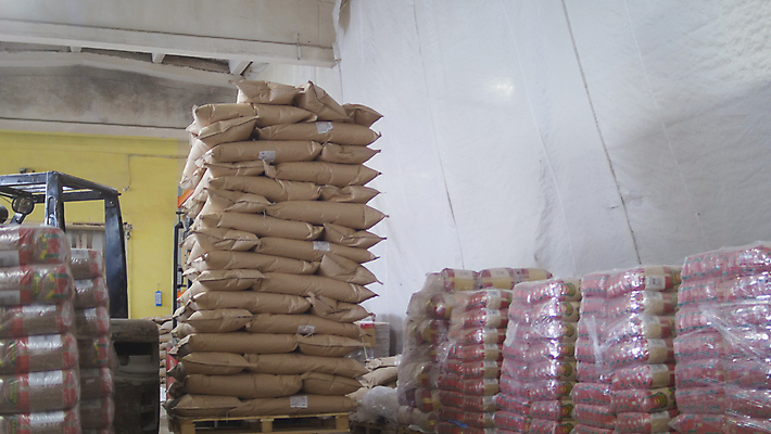 포토 JPG 해외이미지 식물 직업 산업 비즈니스 공장 교통시설 모션 노동자 바닥 실내 사람없음 쌓기 상점 기계 장비 화물 작업 운전사 제조 주식 컨테이너 창고 수납 짐차 정비공 물류 리프팅 분배 설치 운영자 해외포토 교통 공업 자동차 내부 금융 운송업 기술자 시설 파일형식 이미지허브