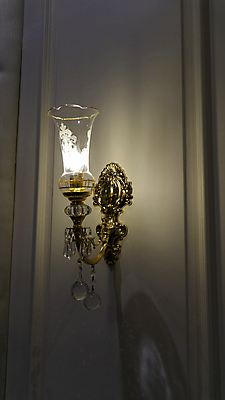 포토 JPG 해외이미지 전통 디자인 아시아 종교 문화 벽 여행 백그라운드 컨셉 패턴 전구 건축양식 자연 유리 매달리기 미술 동양인 사람없음 내부 건물 목재 장식 빛 금속 검은색 수확 골동품 흰색 등불 램프 이슬람교 질감 복고 샹들리에 모자이크 천연기념물 고립 아랍어 옛날 스타일 해외포토 나무 건축물 건축 나라 컬러 무늬 농업 재료 모션 재질 문화예술 조명 인종 생태계 파일형식 이미지허브