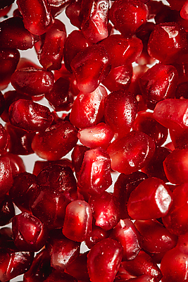 포토 JPG 해외이미지 근접촬영 사람없음 빨간색 낟알 날것 석류 석류알 해외포토 뷰포인트 컬러 과일 파일형식 이미지허브