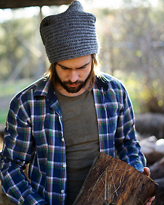 포토 JPG 해외이미지 백인 모델 손 응시 남자 밧줄 스포츠 백그라운드 신체 부분 근육 수염 건강 피곤 사람 성인 사람없음 건물 목재 어둠 힘 흰색 뜨거움 자신감 근육질 턱 고립 벌거벗은 어려움 해외포토 서양인 나무 건축물 시선 감정 줄 컬러 컨셉 재료 신체부위 몸매 파일형식 이미지허브