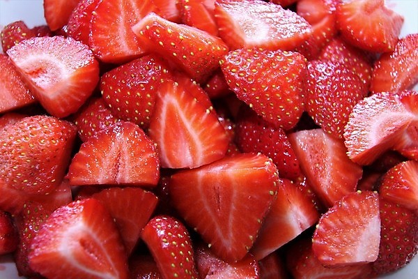 포토 JPG 해외이미지 열매 음식 백그라운드 과일 부분 자연 딸기 디저트 사람없음 빨간색 식사 신선 질감 슬라이스 해외포토 식물 컬러 생태계 파일형식 이미지허브