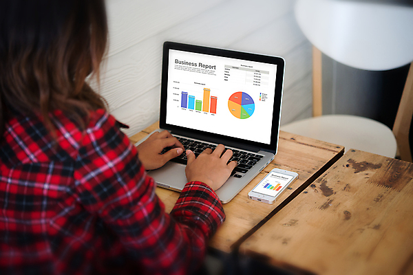 포토 JPG 해외이미지 직업 컨셉 회사 비즈니스 통계 탁자 성공 그래프 설계 노동자 실내 사람 사람없음 그래픽 금융 노트북 컴퓨터 사무실 세일 디지털 스크린 자료 웹 거래 정보 업무 네트워크 작업실 시장 주식 연결 종업원 무선전화기 스마트 분석 보고서 전자 나눔 리뷰 프리랜서 해외포토 가구 인터넷 내부 경제 전자제품 작업 전화기 파일형식 이미지허브