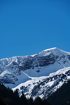 포토 JPG 해외이미지 계절 스포츠 크리스마스 동화 날씨 스키 풍경 사람없음 그래픽 빛 얼음 침묵 등산 추위 눈송이 화려 스페인 위험 고도 스위스 순수 빙하 오르기 천국 발견 산악지대 산악가 웅장함 절정 폭설 눈내림 크리스마스배경 해외포토 자연요소 기념일 유럽 백그라운드 컨셉 모션 겨울스포츠 산 눈_날씨 소리 트래킹 자연재해 파일형식 이미지허브