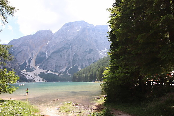 포토 JPG 해외이미지 공원 유럽 호수 여행 백그라운드 자연 휴가 산 풍경 사람없음 목재 초록색 물 여름 파란색 침묵 이탈리아 산책 하이킹 숲 오두막 알프스 남쪽 절정 터키석 해외포토 자연요소 나무 계절 공공시설 나라 컬러 재료 레저 휴식 소리 보석 방향 생태계 파일형식 이미지허브