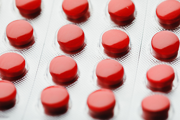 포토 JPG 해외이미지 백그라운드 다이어트 건강 식이요법 병원 사람없음 빨간색 빛 뷰티 알약 약 활발 고통 추위 원형 그룹 바이러스 질병 상품 약국 오브젝트 질감 두통 팩 중독 보충 돌봄 멀티 헬프 항생제 해외포토 도형 감정 컬러 컨셉 의학 모션 화장품 도움 파일형식 이미지허브