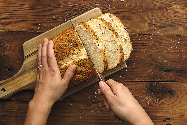 포토 JPG 해외이미지 음식 빵 조각 백그라운드 다이어트 재료 탁자 샌드위치 건강 관리 요리 사람없음 목재 식사 저녁식사 빵집 껍질 흰색 기구 시골 신선 칼 맛 낟알 자르기 밀 굽기 묘사 오브젝트 유기농 슬라이스 부드러움 덩어리 내추럴 점심식사 해외포토 나무 웰빙 컬러 가구 컨셉 모션 곡류 상점 감각 구이 파일형식 이미지허브