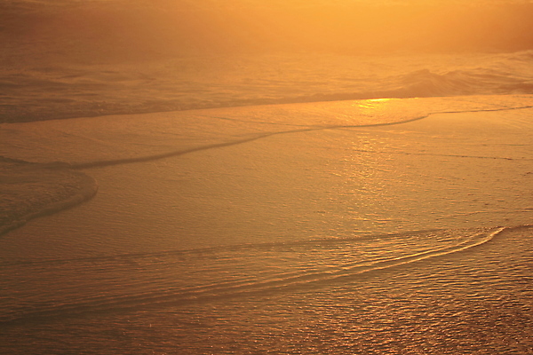 포토 JPG 해외이미지 구름 호수 파도 바다 여행 백그라운드 오렌지 손가락 자연 하늘 아침 날씨 휴가 풍경 사람없음 빨간색 물 여름 햇빛 태양 반사 평화 일출 맑음 황혼 일몰 새벽 황금 그림 엽서 장면 스카이라인 넘어짐 파라다이스 수평선 해외포토 주간 자연요소 손 계절 컬러 컨셉 과일 모션 노을 편지 생태계 파일형식 이미지허브