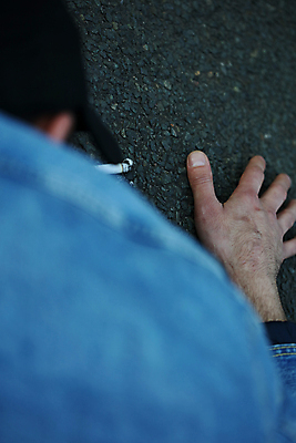 포토 JPG 해외이미지 1 라이프스타일 남자 감정 아프리카 스트레스 주택 건강 병원 피곤 사람 앉기 성인 사람없음 진료 고통 슬픔 표현 아빠 좌절 질병 은퇴 휠체어 문제 배려 압력 우울증 트러블 혼자 노화 튀르키예 해외포토 나라 아시아 컨셉 의학 가족 모션 건물 생활 파일형식 이미지허브