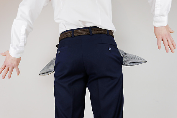 포토 JPG 해외이미지 직업 손 남자 감정 컨셉 돈 비즈니스 사람 사람없음 금융 경제 쇼핑 우정 슬픔 비즈니스맨 구멍 황무지 가난 실업 걱정 호기심 보여주기 빈털터리 파산 빚 우울증 위기 적자 해외포토 모션 신체부위 친구 직장인 재산 질병 파일형식 이미지허브