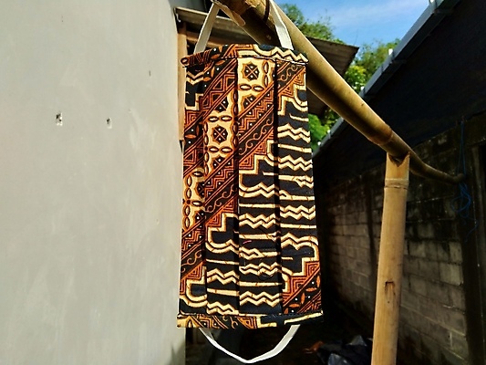 포토 JPG 해외이미지 옷 얼굴 건강 병원 사람 사람없음 유행 건강관리 고통 장비 의사 직물 수술 호흡기관 바이러스 보호 질병 예방 보안 감염 인도네시아 외과 고립 돌봄 위생관리 인플루엔자 핸드메이드 해외포토 감정 아시아 컨셉 의학 모션 관리 안전 신체부위 치료 의료진 장기_의학 파일형식 이미지허브