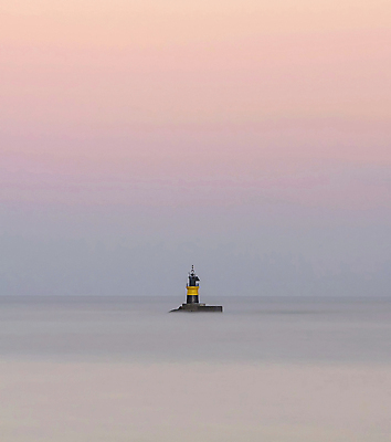 포토 JPG 해외이미지 구름 모래 파도 바다 분홍색 여행 지도 건축양식 하늘 아침 휴가 등대 항해 풍경 사람없음 물 빛 탑 희망 황혼 일몰 새벽 만 보트 신호등 심볼 네비게이션 옛날 해외포토 주간 자연요소 건축물 건축 감정 컬러 배_교통 노을 파일형식 이미지허브