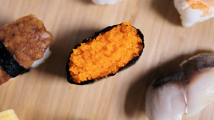 포토 JPG 해외이미지 접시 배너 행복 음식 컨셉 채소 와인잔 젓가락 밥 휴가 건강 사랑 어류 사람 성인 사람없음 장식 상자 식당 검은색 식사 초밥 샐러드 회 마시기 시골 축하 신선 신용카드 해조류 닫기 떨어짐 플라스틱 먹기 장어 해산물 묘사 연어 모음 점심식사 일본음식 해외포토 식기 감정 컬러 술잔 모션 재질 수저 금융 상점 수중동물 해양식물 파일형식 이미지허브