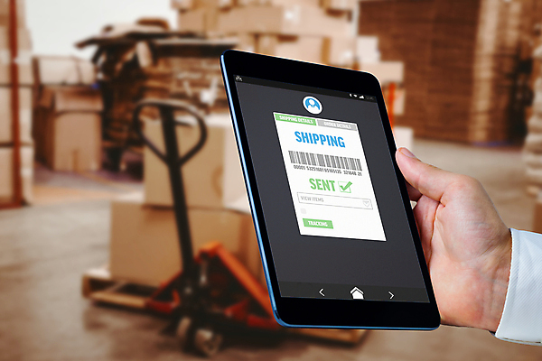 포토 JPG 해외이미지 손 실내 들기 아웃포커스 신체부위 태블릿 배송 바코드 온라인쇼핑 모바일쇼핑 물류창고 해외포토 모션 촬영기법 사람 내부 전자제품 스마트기기 쇼핑 창고 온라인 파일형식 이미지허브