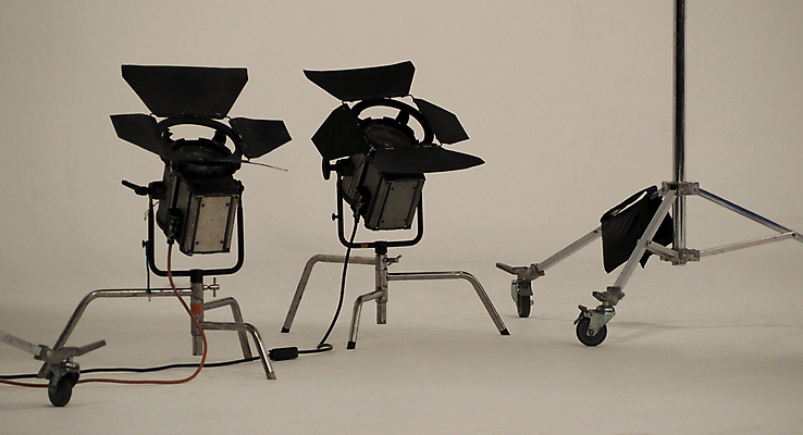 포토 JPG 해외이미지 회색배경 사람없음 장비 조명기기 조명장치 촬영장비 해외포토 백그라운드 기계 회색 도구 파일형식 이미지허브