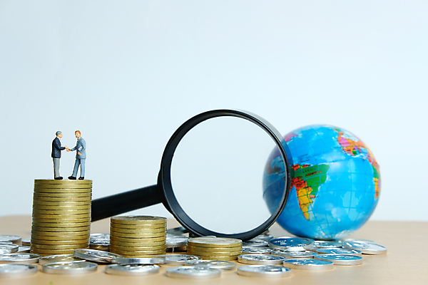 포토 JPG 해외이미지 백그라운드 컨셉 돈 비즈니스 악수 사람없음 금융 경제 파란색 세계 글로벌 사무실 장난감 숫자 노란색 쌓기 동전 미니어처 성장 흰색 시장 계획 주식 계약 무역 문서 투자 결재 이익 해결 공유 회계 대출 빚 경영 마케팅 세금 수입 위기 해외포토 문자 산업 컬러 모션 손짓 모형 재산 파일형식 이미지허브