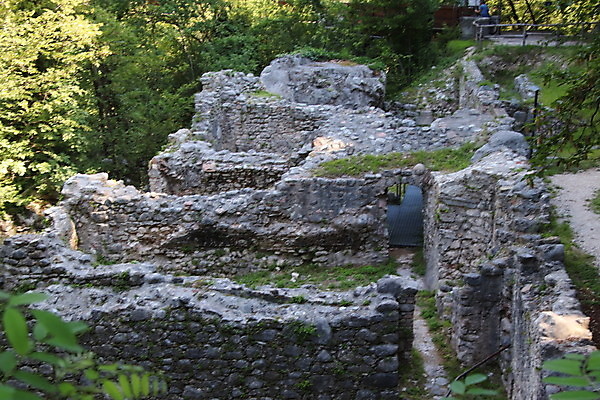 포토 JPG 해외이미지 유럽 산업 벽 여행 공장 주택 굴뚝 사람없음 건물 이탈리아 궁전 시골 역사 제조 폐허 건축업자 옛날 해외포토 건축물 건축 나라 고건축 공업 파일형식 이미지허브