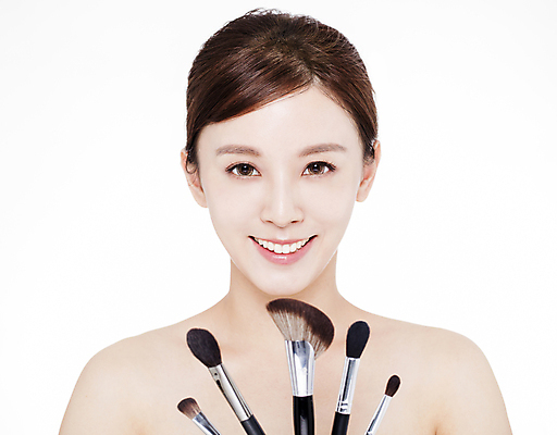 포토 JPG 해외이미지 여자 얼굴 갈색머리 한명 동양인 상반신 성인 앞모습 뷰티 붓 우아함 매끈함 볼터치 순수 아이섀도 자기관리 성인여자한명만 해외포토 1 헤어스타일 뷰포인트 컨셉 사람 인종 신체부위 화장 화장품 감각 여자한명만 성인여자만 파일형식 이미지허브