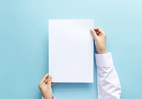 포토 JPG 해외이미지 템플릿 손 디자인 종이 백그라운드 비즈니스 손가락 한명 사람 파란색 사무실 독서 공백 정보 흰색 잡기 비즈니스우먼 신용카드 발표 메시지 티켓 닫기 인쇄 편지 계약 오브젝트 사인 주기 경영자 서식 문서 심플 초대 보여주기 시트 서명 고립 목업 카피스페이스 포트폴리오 미니멀리스트 해외포토 1 여자 컬러 모션 신체부위 금융 직장인 리더 파일형식 이미지허브