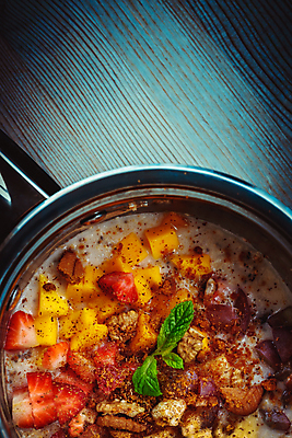 포토 JPG 해외이미지 열매 음식 다이어트 과일 재료 딸기 아침 디저트 바나나 건강 요리 사람없음 식사 우유 견과류 사발 달콤 맛 아침식사 낟알 시리얼 먹기 메뉴 준비 유기농 호두 건강식 뮤즐리 오트밀 채식주의자 디톡스 슈퍼푸드 비건 귀리 해외포토 주간 식물 웰빙 컨셉 모션 유제품 곡류 사기그릇 채식 건강식품 파일형식 이미지허브