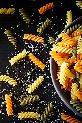 포토 JPG 해외이미지 전통 음식 백그라운드 다이어트 채소 파스타 건강 스파게티 요리 사람없음 컬러풀 식사 저녁식사 이탈리아 흰색 신선 정상 밀 지중해 먹기 내추럴 점심식사 마카로니 생식 채식주의자 해외포토 유럽 바다 컬러 모션 곡류 서양음식 채식 파스타면 파일형식 이미지허브