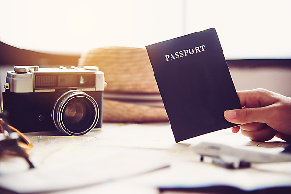 포토 JPG 해외이미지 라이프스타일 디자인 옷 백그라운드 컨셉 비즈니스 모션 탁자 추상 휴식 실내 사람 사람없음 내부 건물 장식 빛 유행 세일 상점 흰색 센터 시장 콘센트 전기에너지 구매 공항 소프트포커스 쇼핑몰 고객 보케 소매 슈퍼마켓 꼭두각시 매각 블러 해외포토 건축물 컬러 가구 무늬 교통시설 촬영기법 생활 쇼핑 에너지 파일형식 이미지허브