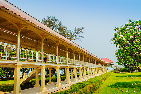 포토 JPG 해외이미지 구름 아시아 바다 분홍색 여행 백그라운드 골프 건축양식 태국 자연 하늘 호텔 휴가 휴식 주택 풍경 사람없음 건물 초록색 물 여름 파란색 노란색 궁전 흰색 도시 왕 장면 옛날 스타일 해외포토 자연요소 건축물 계절 건축 나라 컬러 컨셉 고건축 숙소 구기 생태계 파일형식 이미지허브