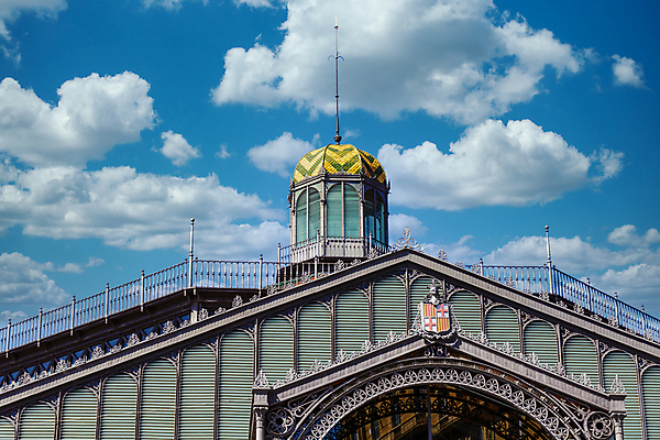 포토 JPG 해외이미지 문화 여행 건축양식 하늘 사람없음 건물 파란색 탑 도시 화려 역사 스페인 바르셀로나 옛날 해외포토 건축물 건축 유럽 컬러 컨셉 파일형식 이미지허브