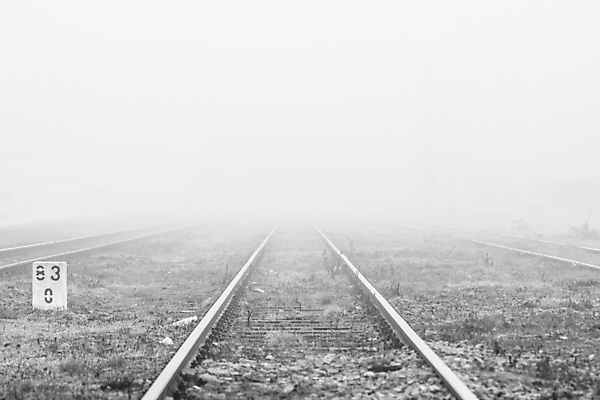 포토 JPG 해외이미지 산업 선 교통수단 여행 교통시설 날씨 흑백 사람없음 기차 안개 화물 접속 트랙 마차 물류 루트 방법 뿌연 선로 해외포토 육상교통 교통 대중교통 촬영기법 운송업 시설 파일형식 이미지허브
