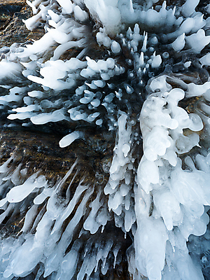 포토 JPG 해외이미지 계절 여행 백그라운드 겨울 자연 추상 휴가 산 실내 아이슬란드 그림자 풍경 사람없음 야외 물 파란색 빛 새싹 냉동 얼음 추위 탐험 바위 흰색 동굴 위험 크리스탈 남극 북극 질감 서리 러시아 고드름 내추럴 깊이 시베리아 이국적 특별함 해외포토 자연요소 식물 유럽 컬러 컨셉 무늬 내부 돌_바위 광석 극지방 생태계 파일형식 이미지허브