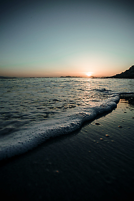 포토 JPG 해외이미지 주간 자연 휴식 풍경 해변 사람없음 야외 햇빛 태양 평화 일몰 경관 해외포토 자연요소 바다 컨셉 노을 생태계 파일형식 이미지허브