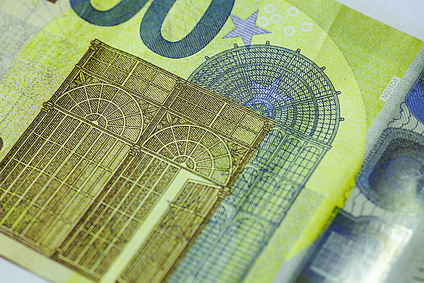 포토 JPG 해외이미지 유럽 종이 백그라운드 컨셉 지폐 돈 비즈니스 안전 사람없음 금융 경제 동전 쪽지 유로 지갑 구매 인쇄 수집 민트 심볼 묘사 보안 가치 계산서 거짓 매각 진실 프랑크푸르트 시리즈 해외포토 나라 독일 쇼핑 도시 재산 허브 파일형식 이미지허브