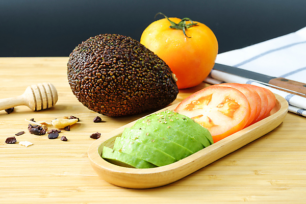 포토 JPG 해외이미지 1 라이프스타일 음식 조각 다이어트 토마토 과일 재료 부분 치즈 쟁반 건강 요리 씨앗 사람없음 빨간색 초록색 식사 저녁식사 샐러드 신선 최고 자르기 뿌리기 오브젝트 유기농 반쪽 쇼 암 아보카도 내추럴 점심식사 앙트레 오레가노 이국적 카프레제 핵심 해외포토 식물 웰빙 컬러 채소 모션 유제품 생활 질병 파일형식 이미지허브