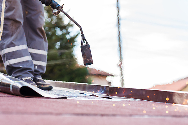 포토 JPG 해외이미지 산업 표면 지붕 불 불꽃 노동자 새로움 바닥 기술 그림자 사람없음 가로 세로 힘 페인트 장비 공구 붓 업무 작업 수리 보호 헬멧 물개 옥상 땅 버너 그림 롤러 유지 연소 건축업자 설치 용접 치유 콘크리트 건설근로자 해외포토 자연요소 직업 건축 컨셉 포유류 바다동물 도구 보호장비 파일형식 이미지허브