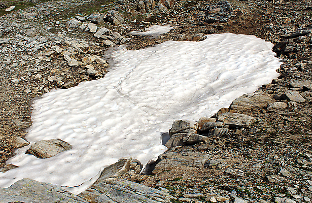 포토 JPG 해외이미지 공원 부분 자연 산 풍경 사람없음 야외 물 여름 회색 조약돌 흰색 황무지 지역 암초 내추럴 전국 해외포토 자연요소 계절 공공시설 컬러 돌_바위 생태계 파일형식 이미지허브