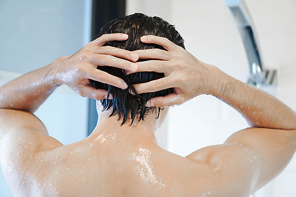 포토 JPG 해외이미지 1 남자 신체 한명 사람 성인 물 목욕 젖음 욕실 궤 돌봄 샤워실 위생관리 해외포토 자연요소 모션 관리 청결 샤워시설 파일형식 이미지허브