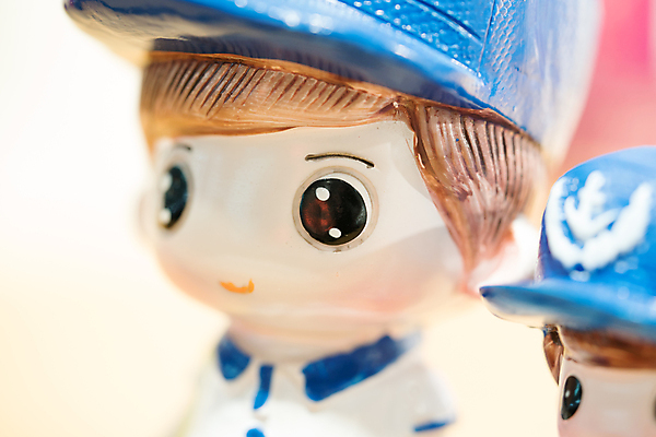 포토 JPG 해외이미지 직업 여자 얼굴 어린이 인형 백그라운드 컨셉 가족 놀이 선물 소년 사람없음 장난감 갈색 머리 수확 흰색 아기 닫기 수집 오브젝트 복고 백자 옛날 해외포토 남자 컬러 농업 관계 모션 사람 신체부위 도자기 파일형식 이미지허브