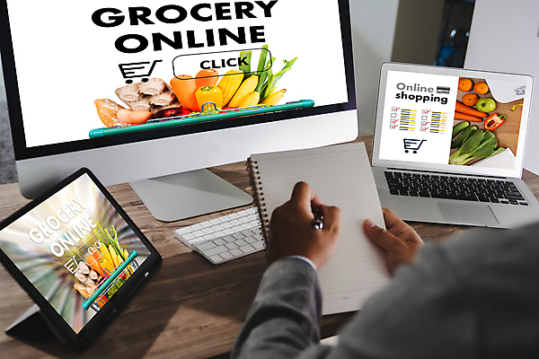 포토 JPG 해외이미지 백인 디자인 잡화 여자 음식 백그라운드 컨셉 인터넷 과일 비즈니스 모바일 거리 주택 관리 사람 사람없음 야외 그래픽 노트북 스마트폰 핸드폰 쇼핑 컴퓨터 상점 디지털 스크린 신선 시장 구매 상품 상업 전자 질서 온라인 슈퍼마켓 전자상거래 터치스크린 해외포토 서양인 건물 전자제품 스마트기기 예절 파일형식 이미지허브